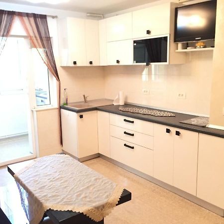 Apartament Tomis Nord 3 Camere 康斯坦察 外观 照片